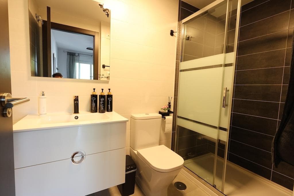 Apartamento Planta Media de 2 dormitorios en Orihuela Costa - 13