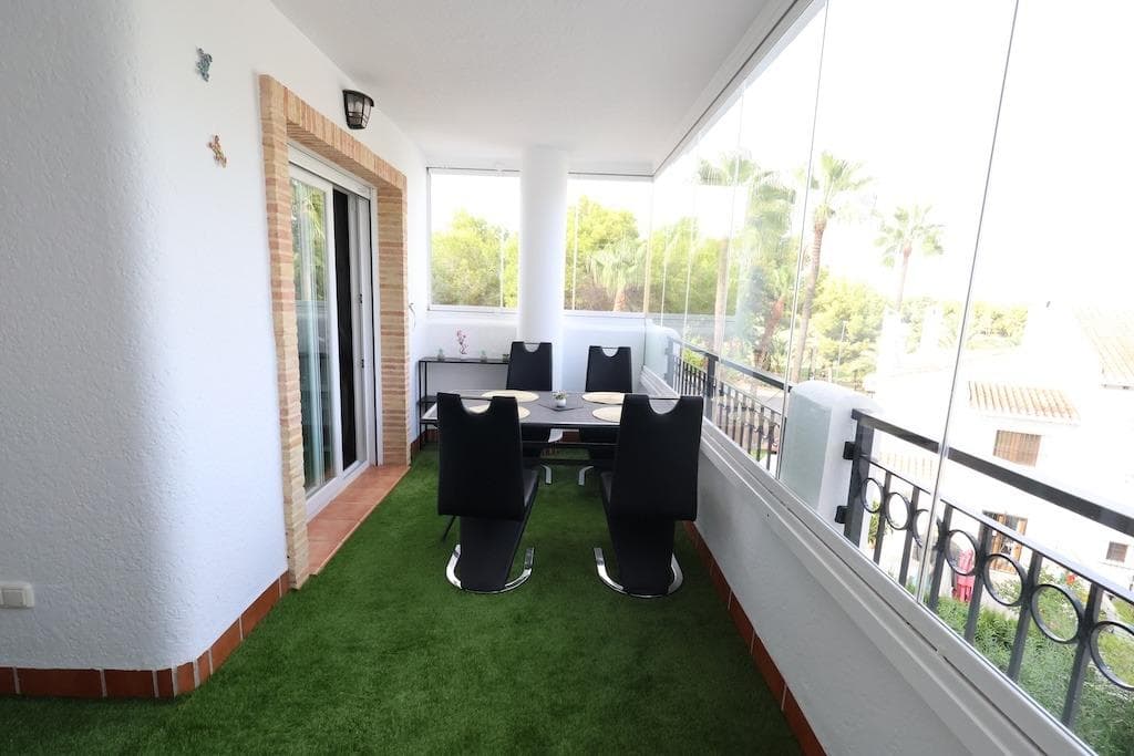 Apartamento Planta Media de 2 dormitorios en Orihuela Costa - 16