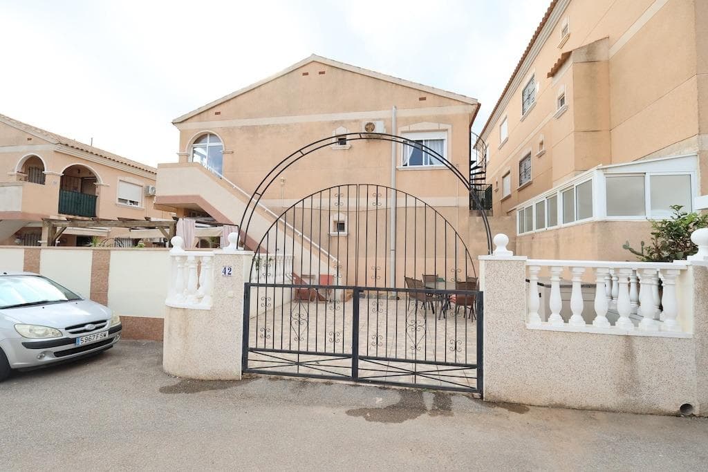 Bungalow met 2 slaapkamers in Orihuela Costa - 1
