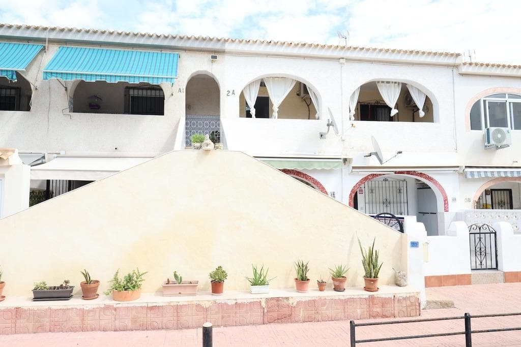 Bungalow met 2 slaapkamers in Orihuela Costa - 1
