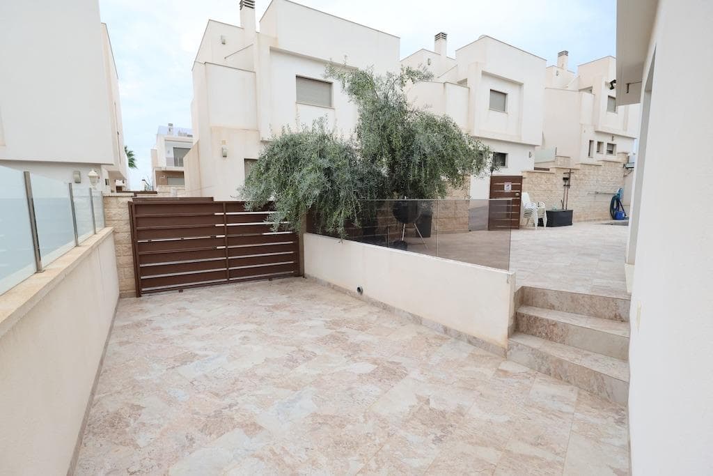 Villa - Chalet de 3 dormitorios en Orihuela Costa - 22