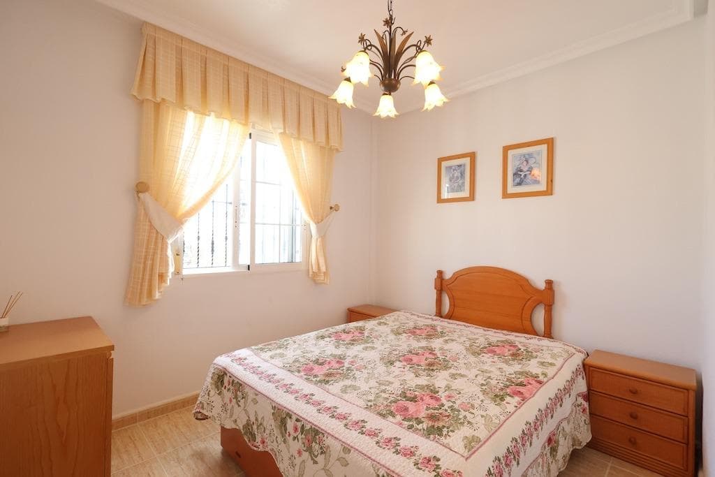 Villa - Chalet de 3 dormitorios en Orihuela Costa - 11