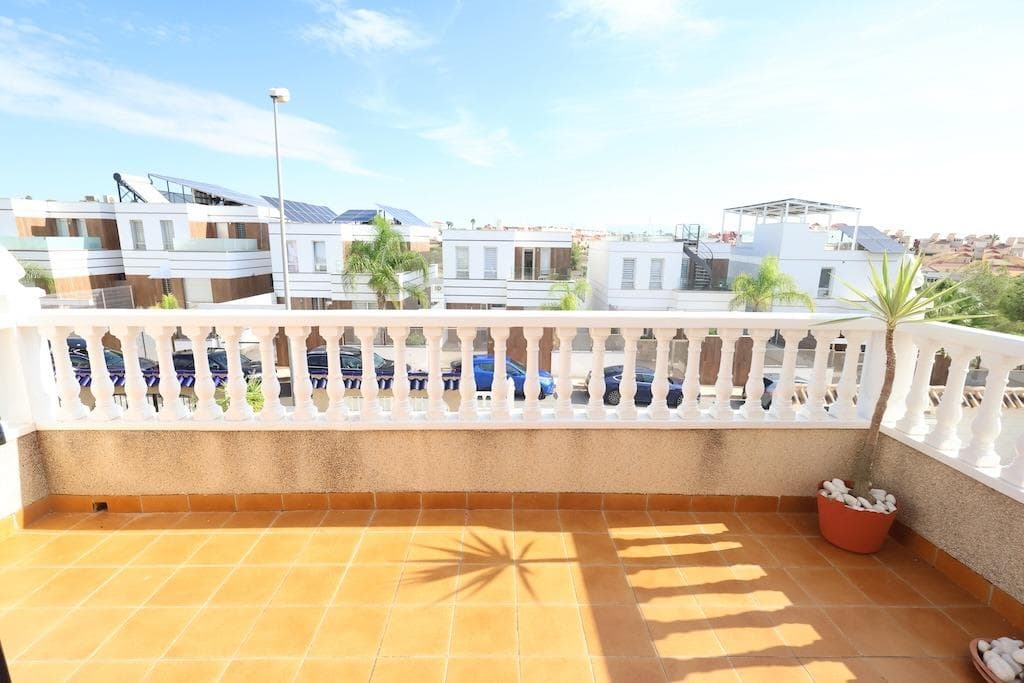 Villa - Chalet de 3 dormitorios en Orihuela Costa - 18