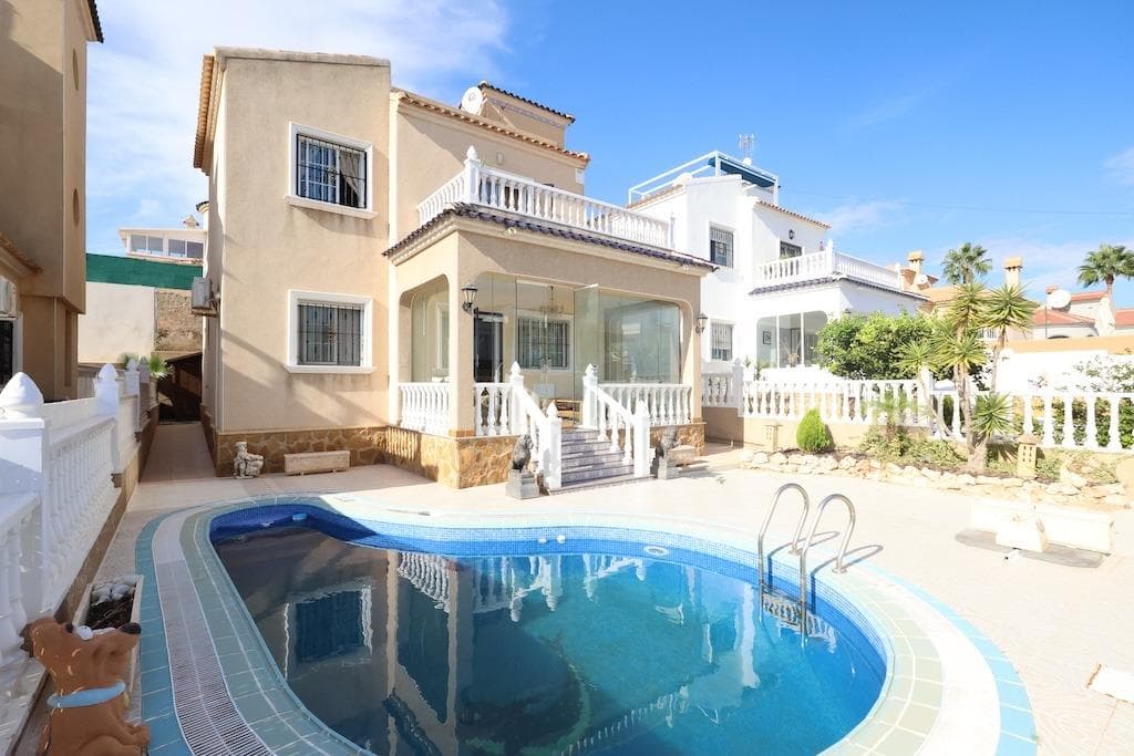 Villa - Chalet de 3 dormitorios en Orihuela Costa - 21