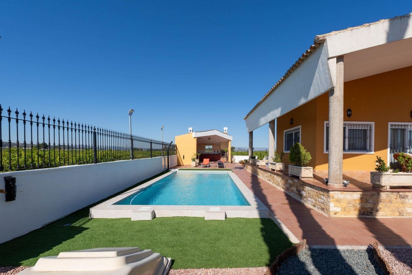 Villa - Chalet de 5 dormitorios en Orihuela - 5