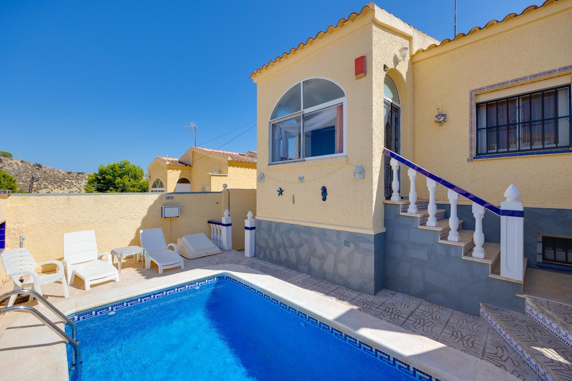 Vrijstaande Villa met 3 slaapkamers in San Fulgencio - 1