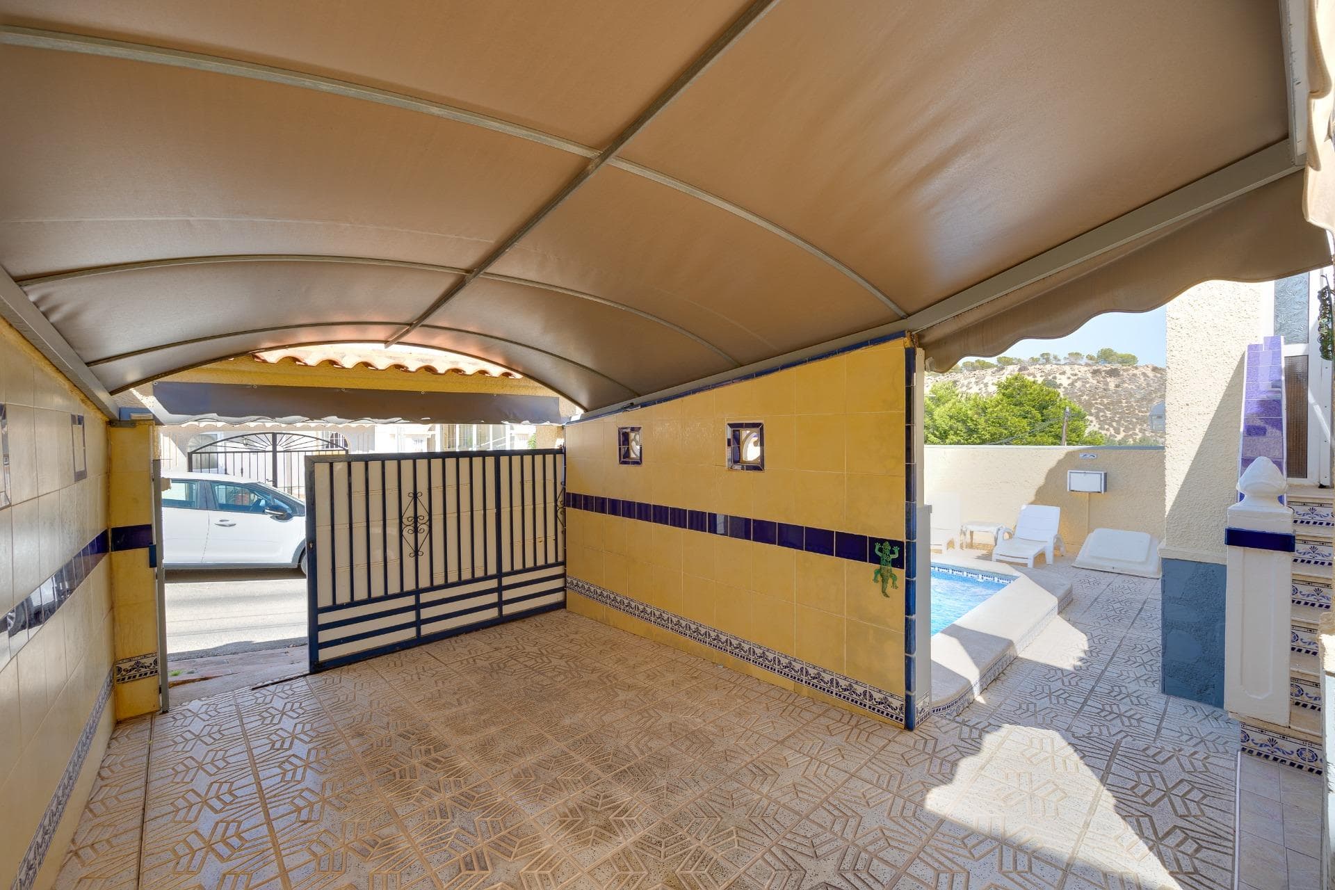 Vrijstaande Villa met 3 slaapkamers in San Fulgencio - 2