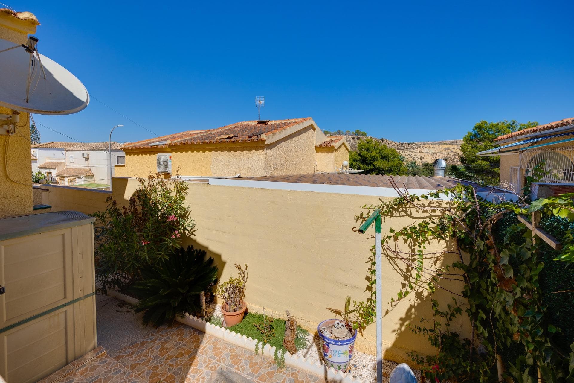 Vrijstaande Villa met 3 slaapkamers in San Fulgencio - 33