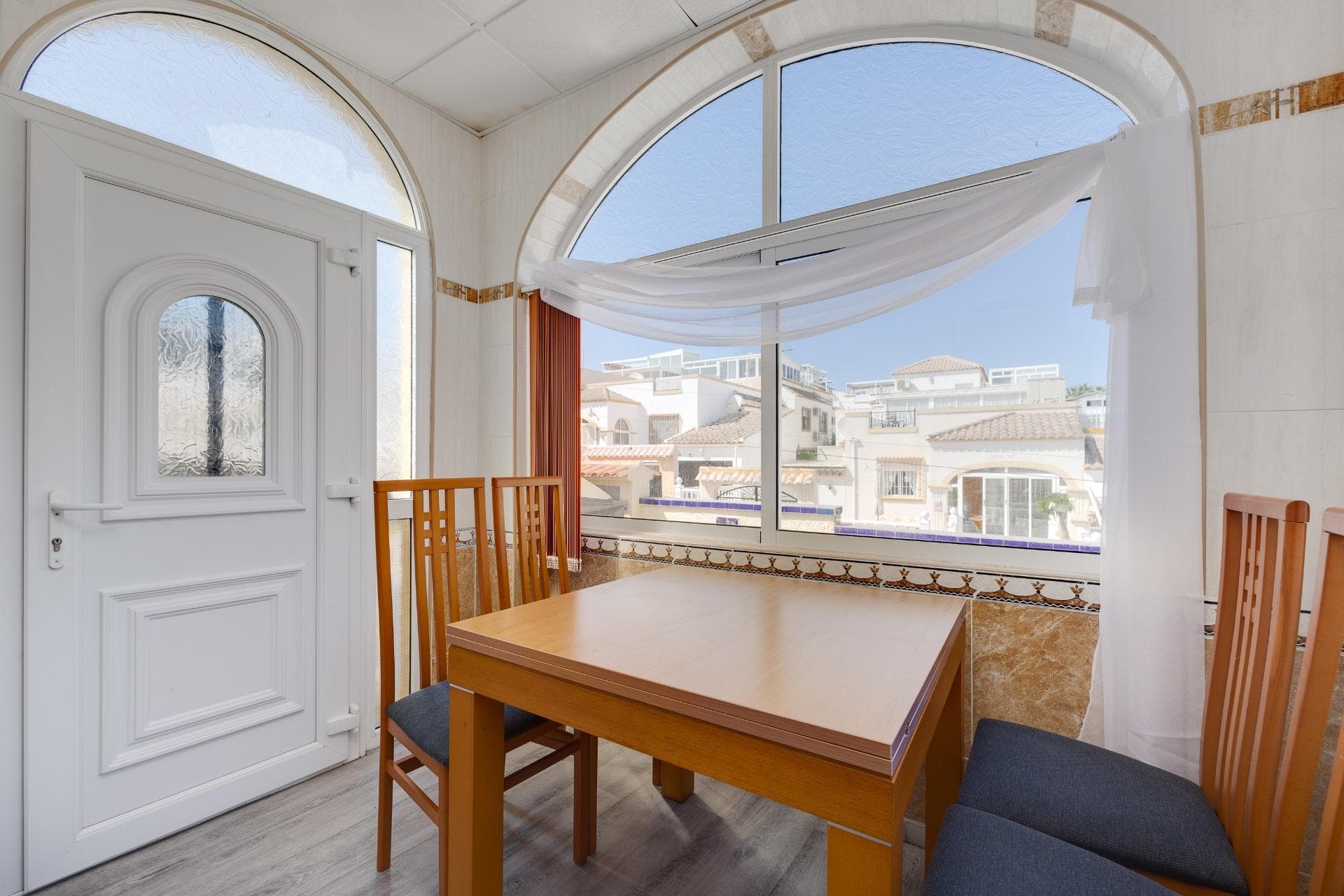 Vrijstaande Villa met 3 slaapkamers in San Fulgencio - 4
