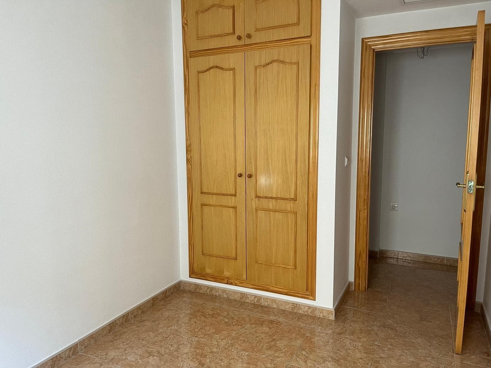Apartamento Planta Media de 3 dormitorios en Almoradi - 12