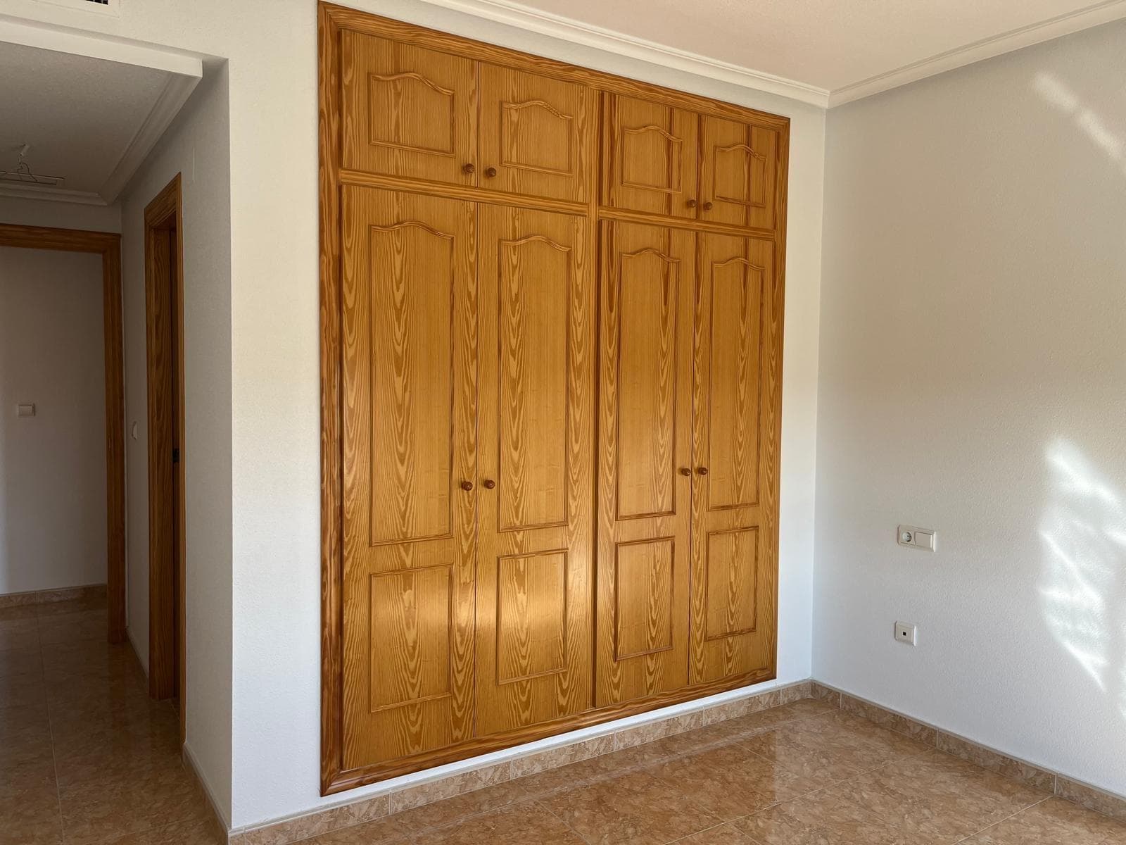 Apartamento Planta Media de 3 dormitorios en Almoradi - 9
