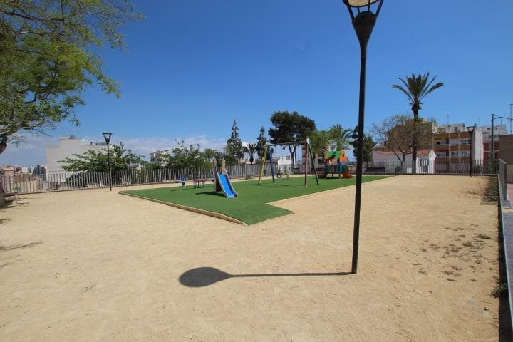 3 bed Townhouse in Guardamar del Segura - 9