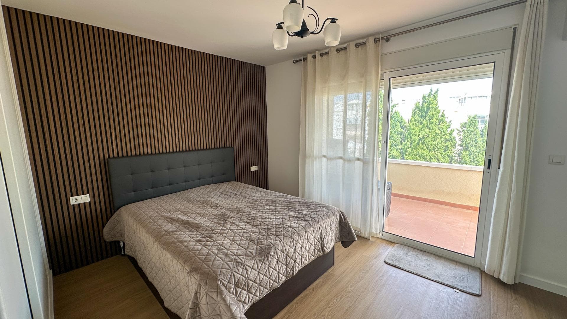 Dúplex de 3 dormitorios en San Miguel de Salinas - 2