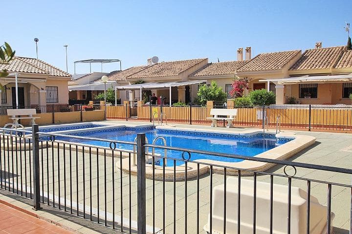 Bungalow met 2 slaapkamers in Guardamar del Segura - 19