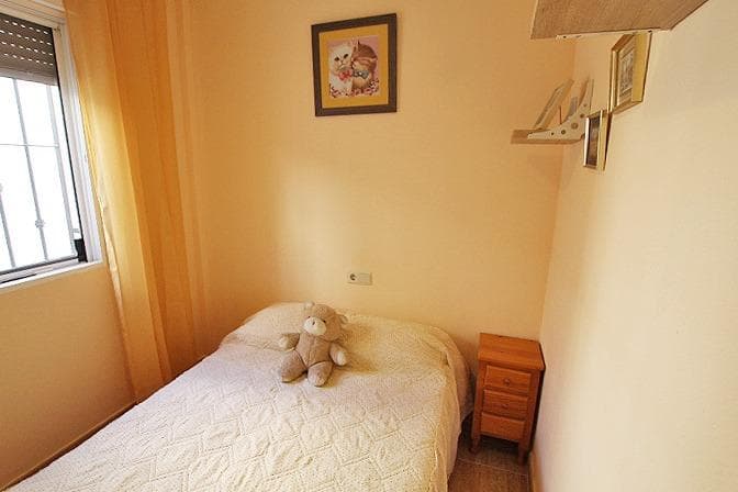 Bungalow met 2 slaapkamers in Guardamar del Segura - 9