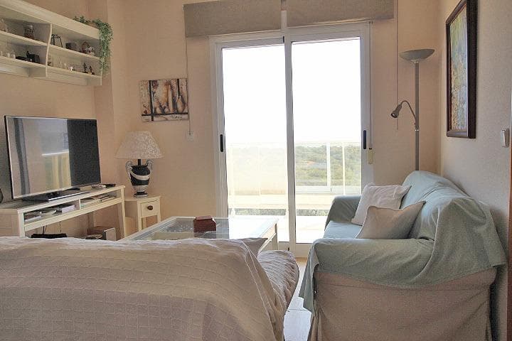 Apartamento Planta Media de 3 dormitorios en Guardamar del Segura - 10