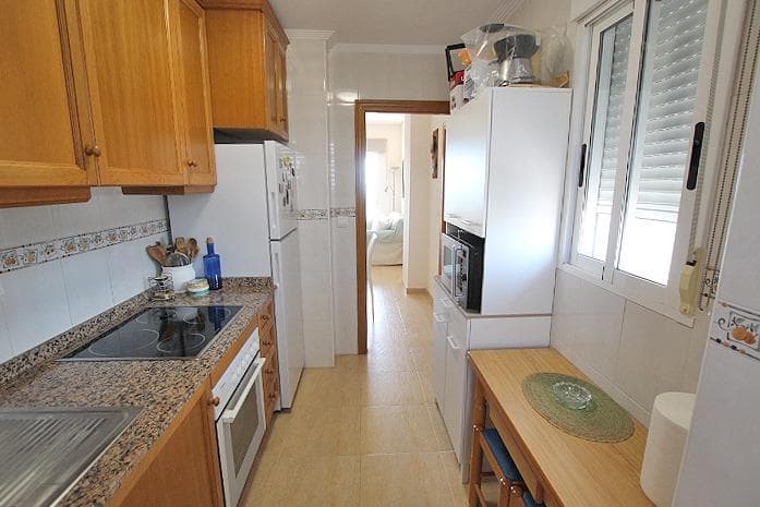 Apartamento Planta Media de 3 dormitorios en Guardamar del Segura - 11