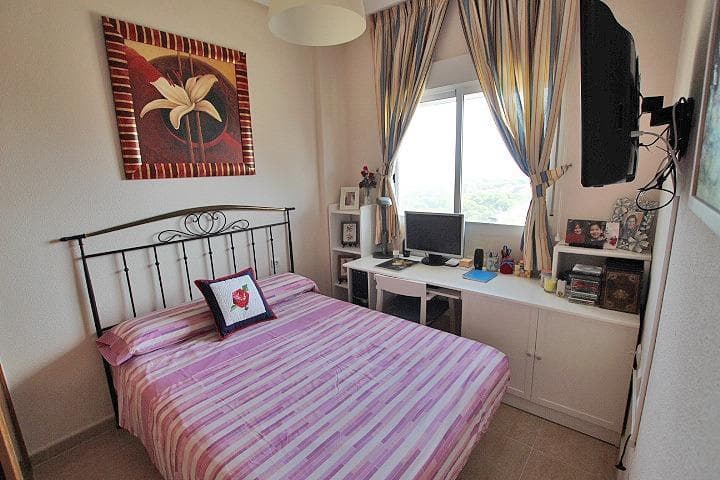 Apartamento Planta Media de 3 dormitorios en Guardamar del Segura - 14