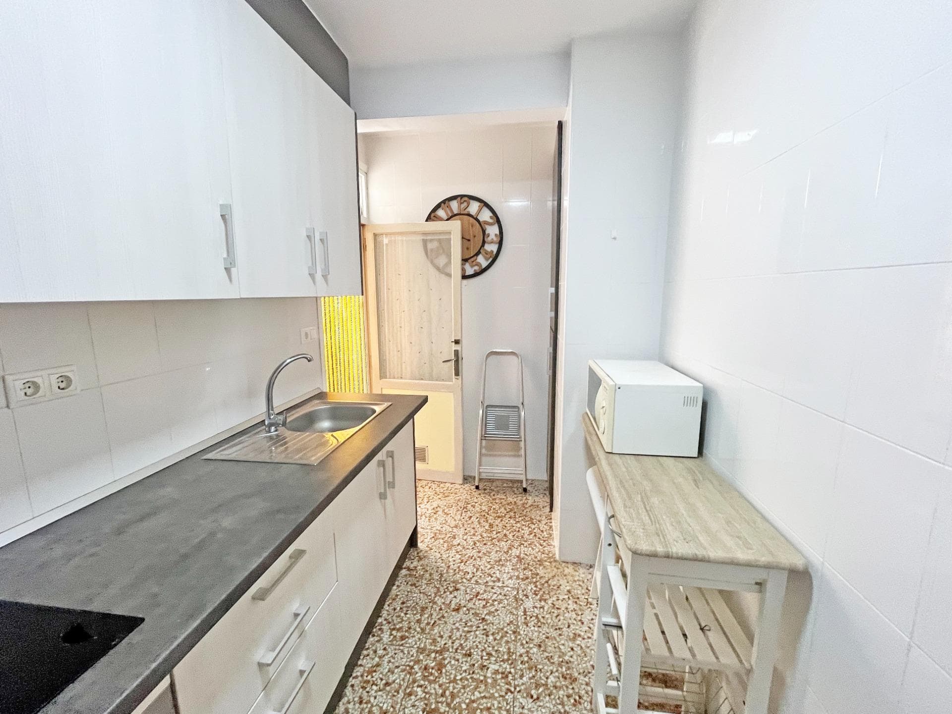Apartamento Planta Media de 3 dormitorios en Guardamar del Segura - 4