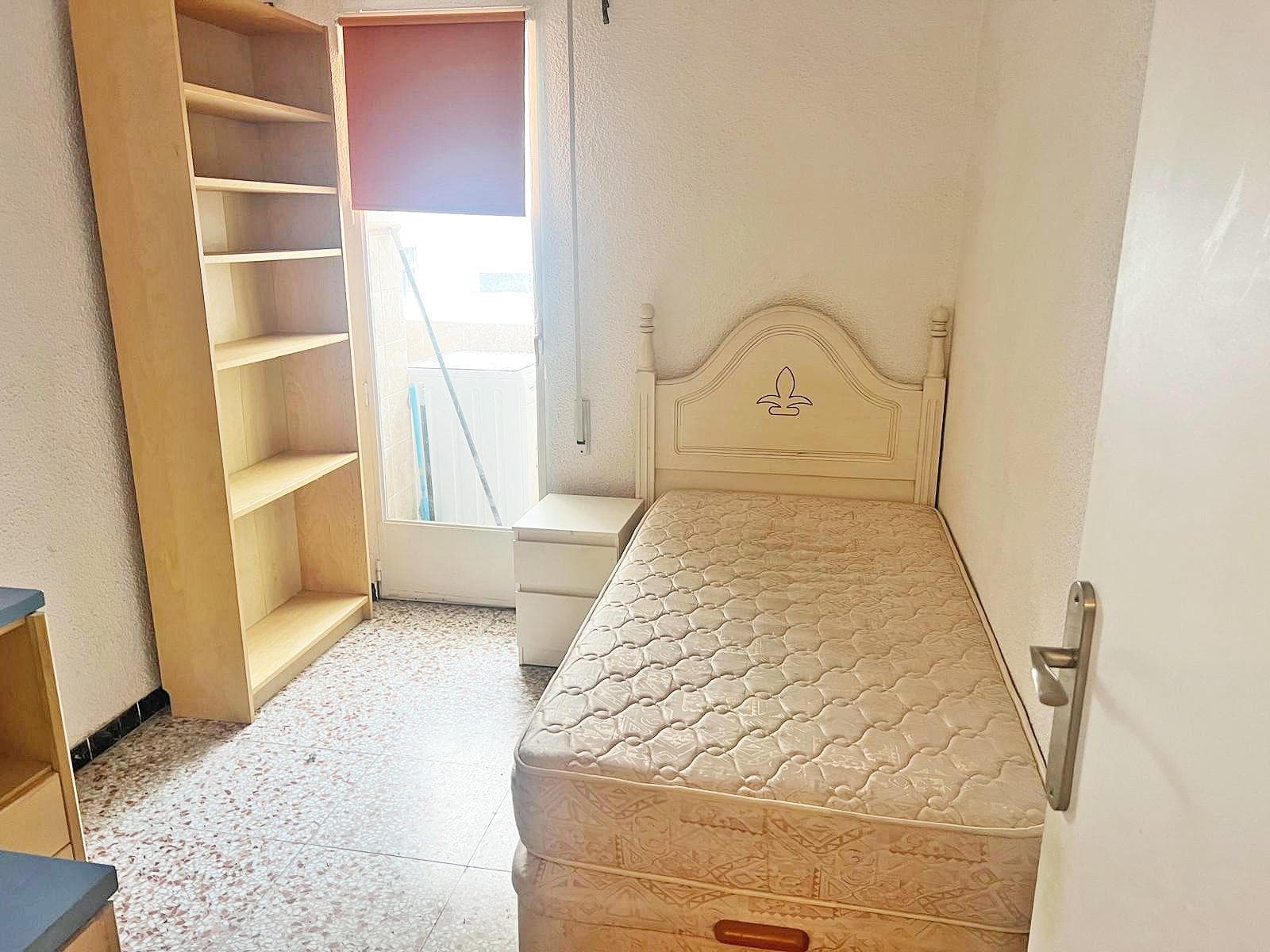 Apartamento Planta Media de 3 dormitorios en Guardamar del Segura - 9