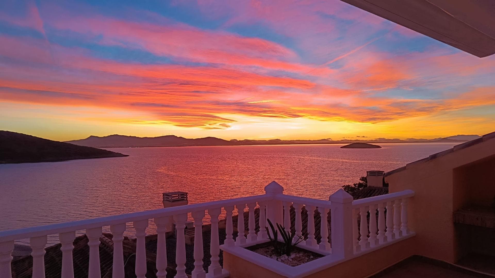 5 bed Detached Villa in La Manga Del Mar Menor - 19