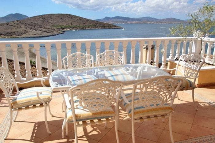 5 bed Detached Villa in La Manga Del Mar Menor - 2