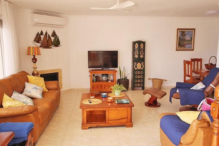 5 bed Detached Villa in La Manga Del Mar Menor - 27