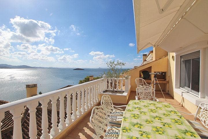 5 bed Detached Villa in La Manga Del Mar Menor - 4