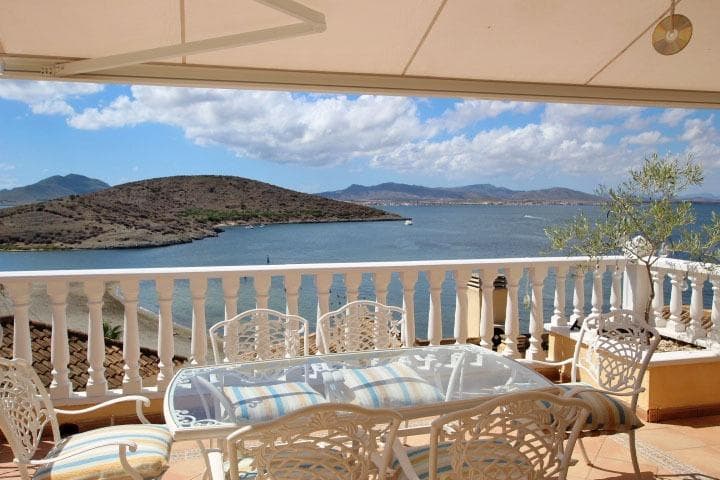 5 bed Detached Villa in La Manga Del Mar Menor - 7