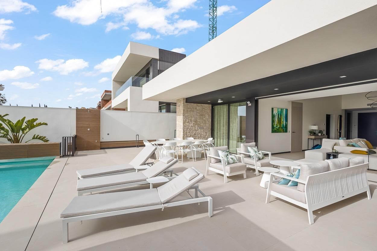 Villa - Chalet de 5 dormitorios en Algorfa - 8