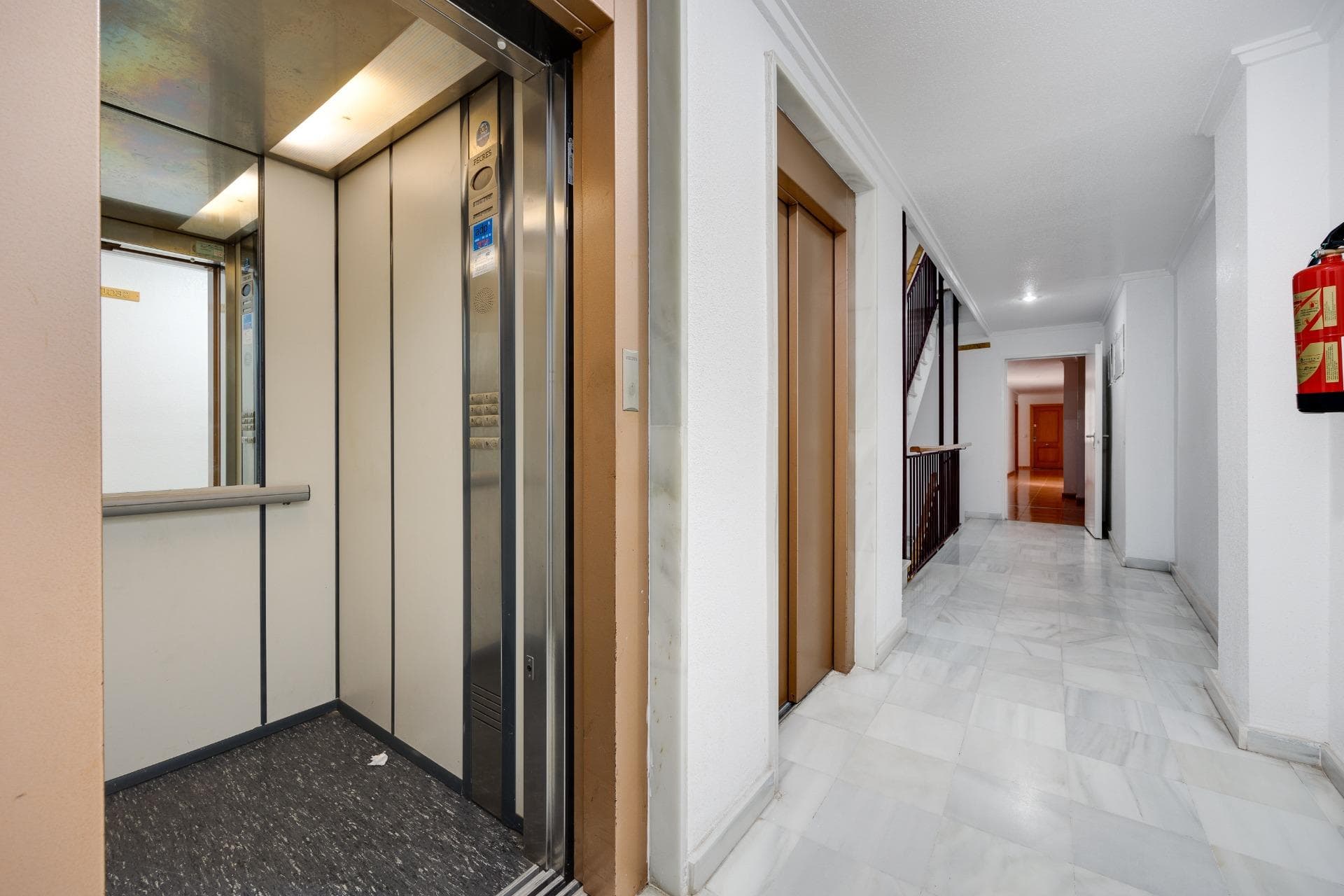 Apartamento Planta Media de 2 dormitorios en Guardamar del Segura - 29
