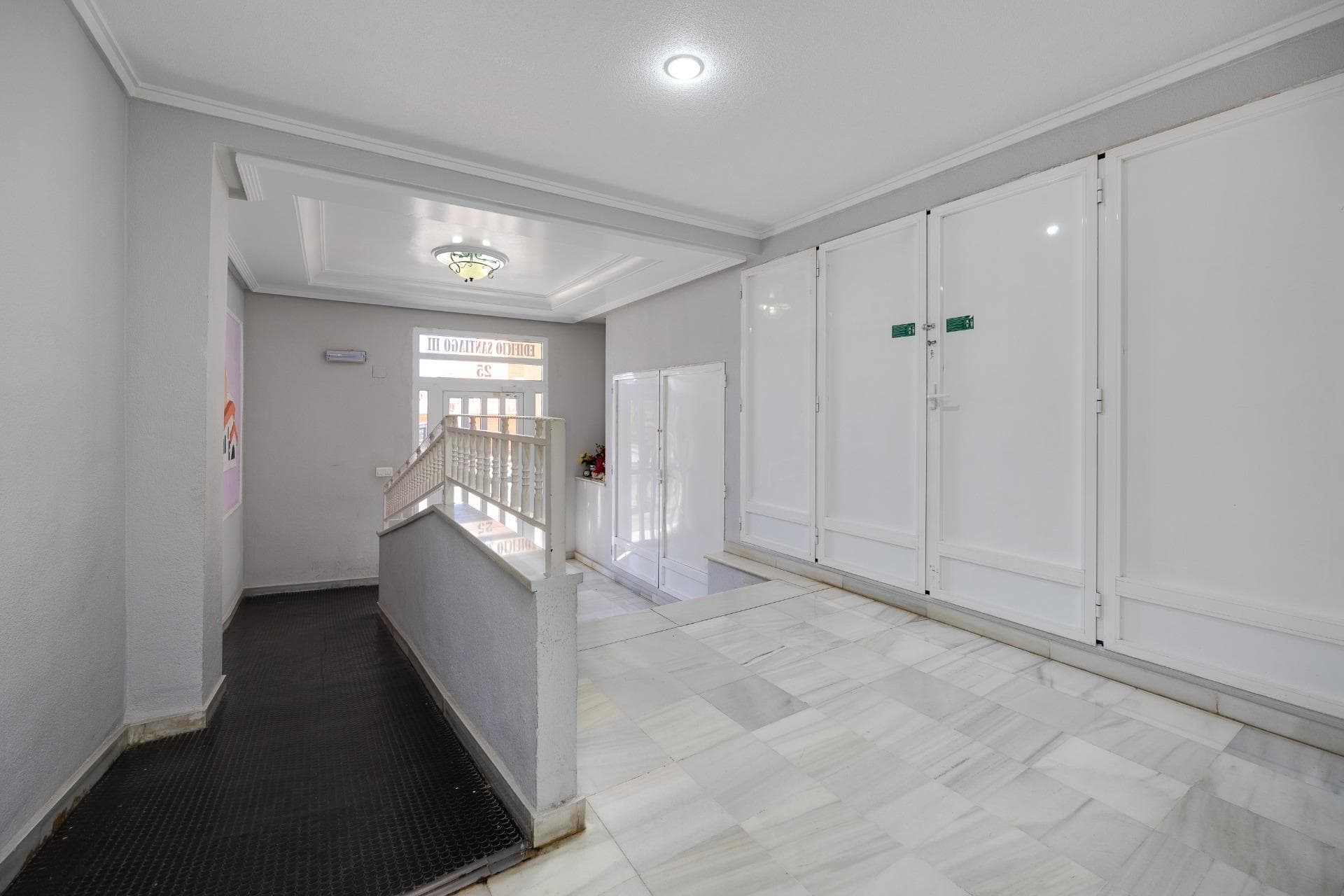 Apartamento Planta Media de 2 dormitorios en Guardamar del Segura - 31