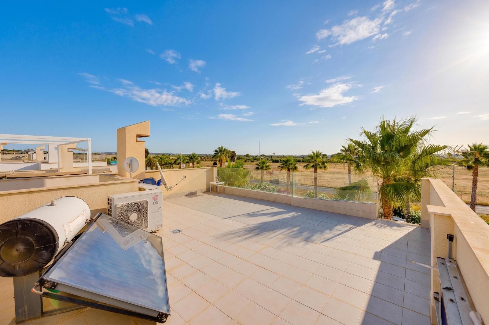 Villa - Chalet de 3 dormitorios en Ciudad Quesada - 11