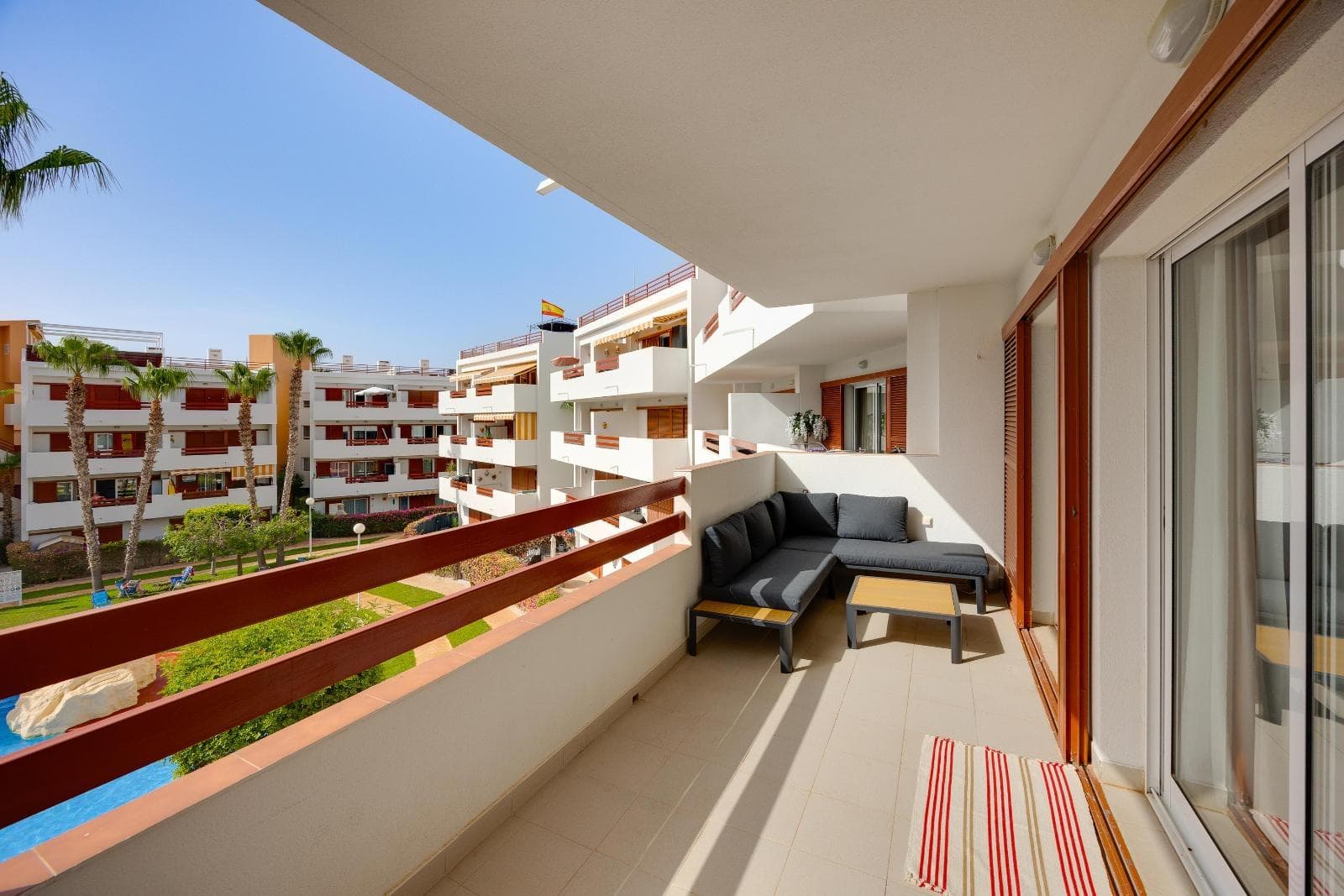 Apartamento Planta Media de 4 dormitorios en Orihuela Costa - 32