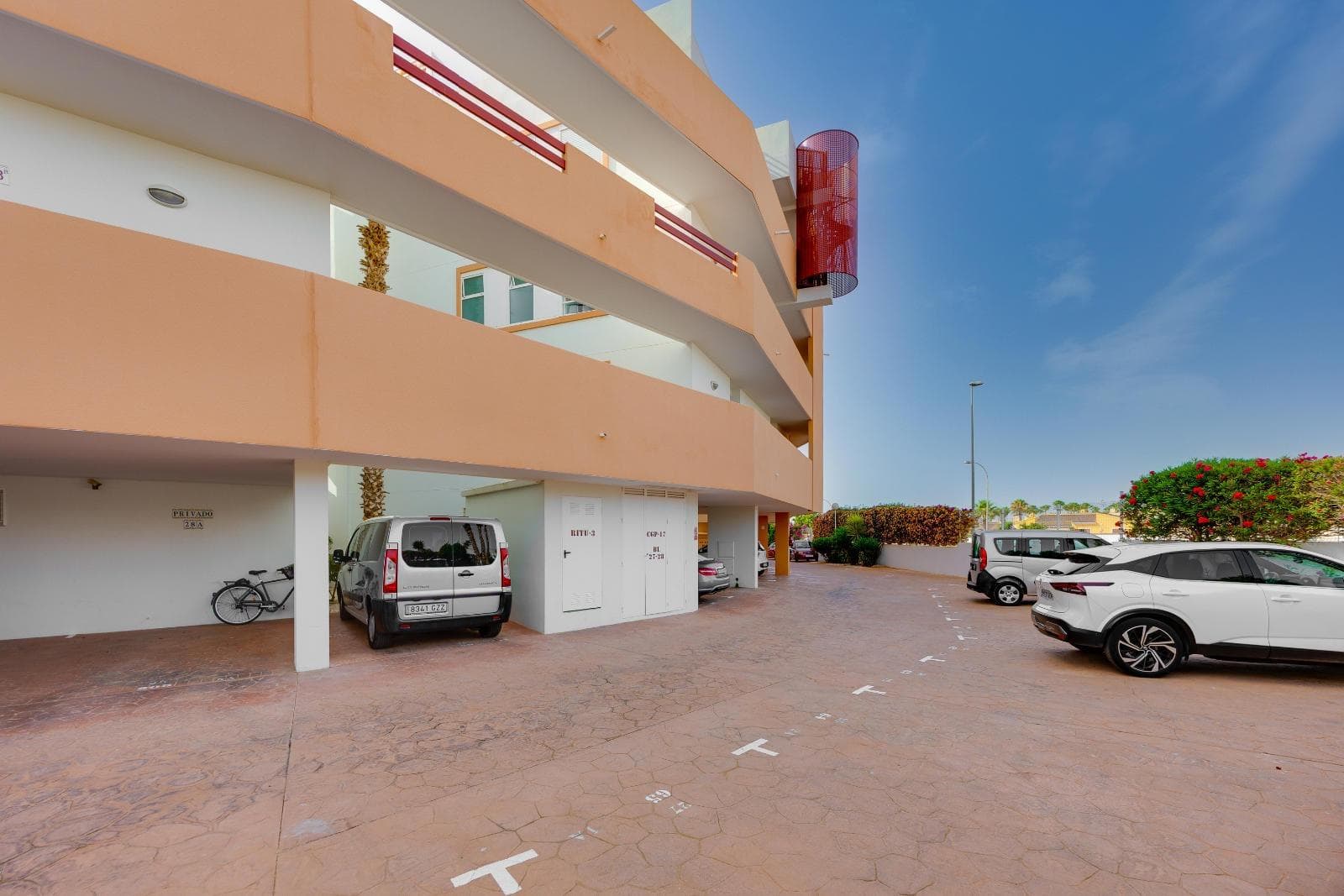 Apartamento Planta Media de 4 dormitorios en Orihuela Costa - 40
