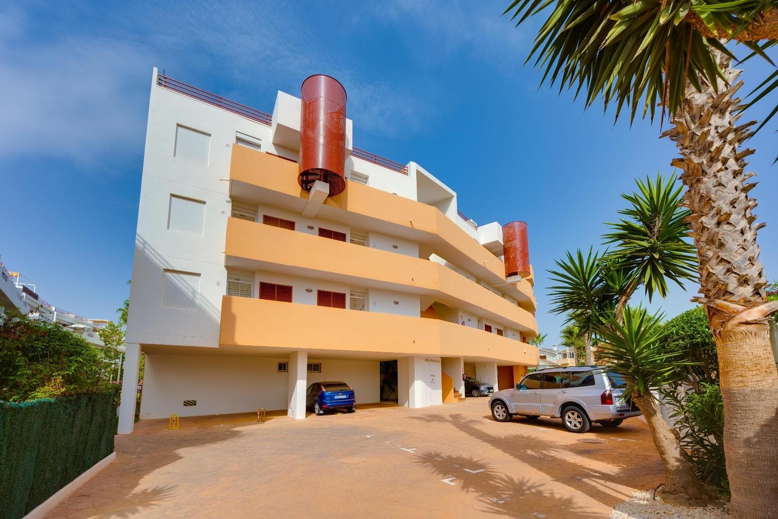 Apartamento Planta Media de 4 dormitorios en Orihuela Costa - 41