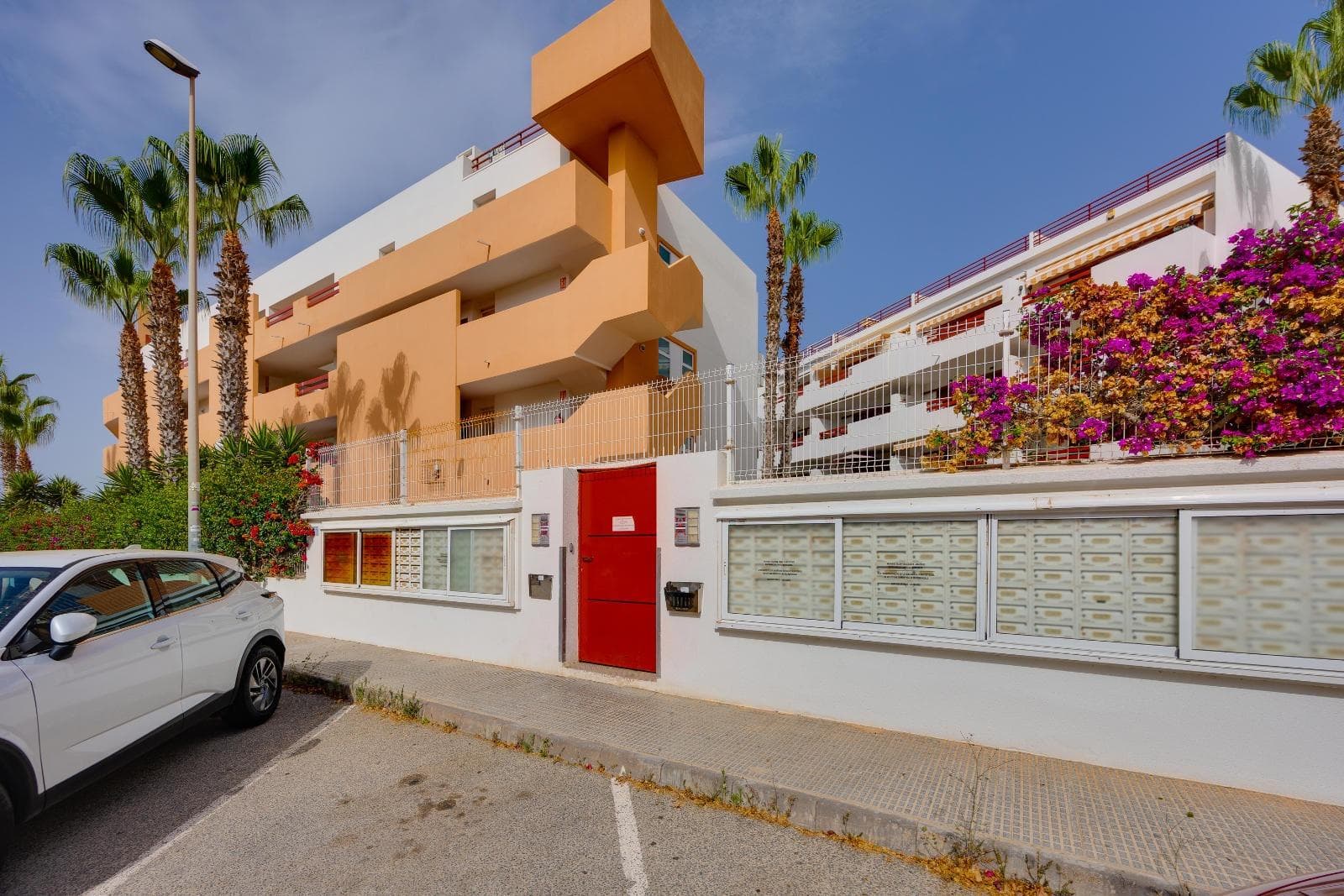 Apartamento Planta Media de 4 dormitorios en Orihuela Costa - 44