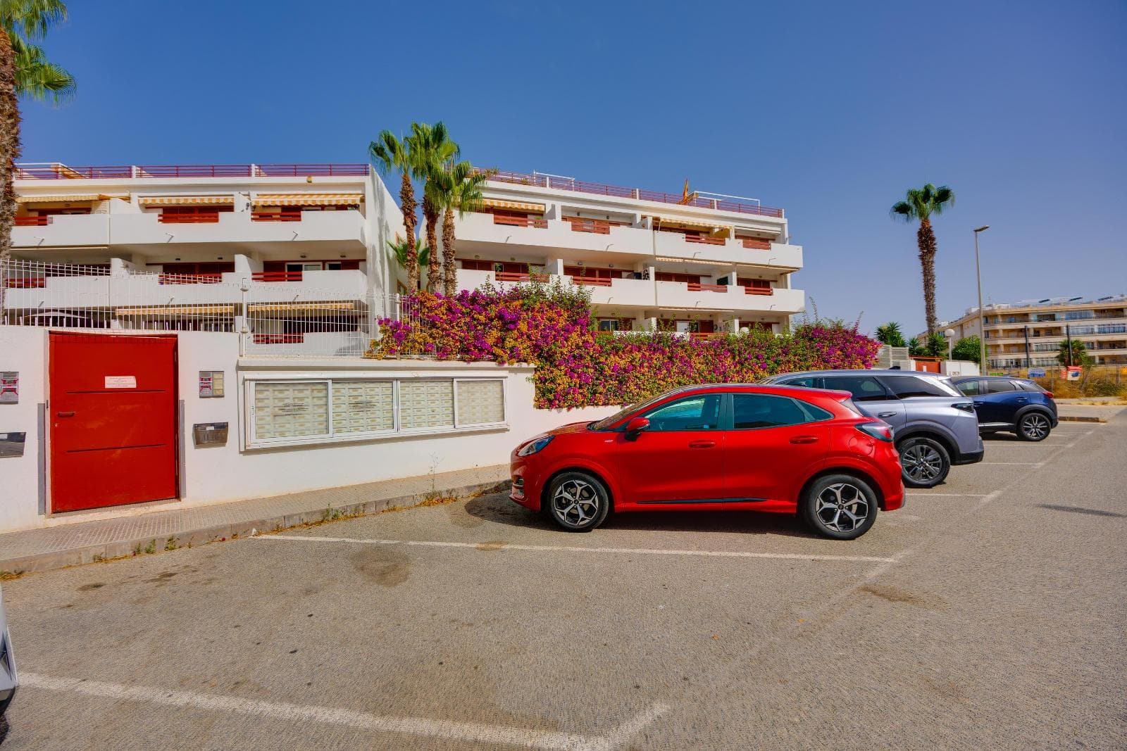 Apartamento Planta Media de 4 dormitorios en Orihuela Costa - 45