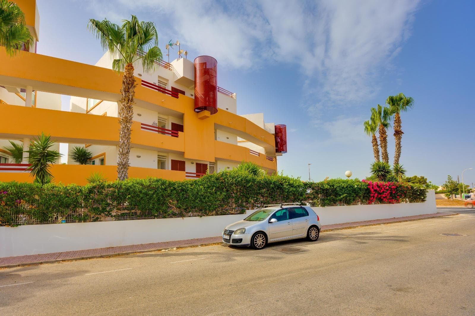 Apartamento Planta Media de 4 dormitorios en Orihuela Costa - 48
