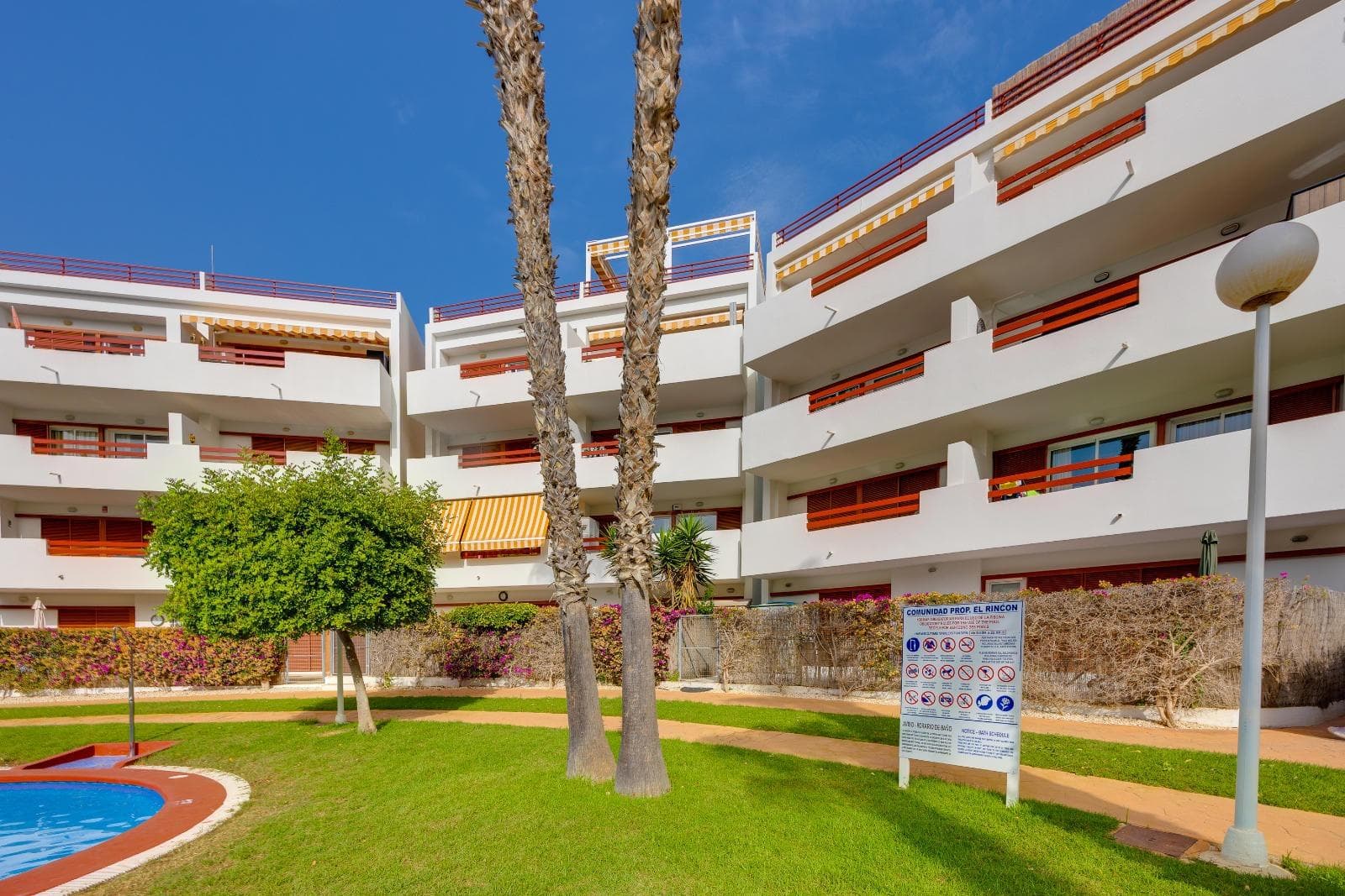 Apartamento Planta Media de 4 dormitorios en Orihuela Costa - 5