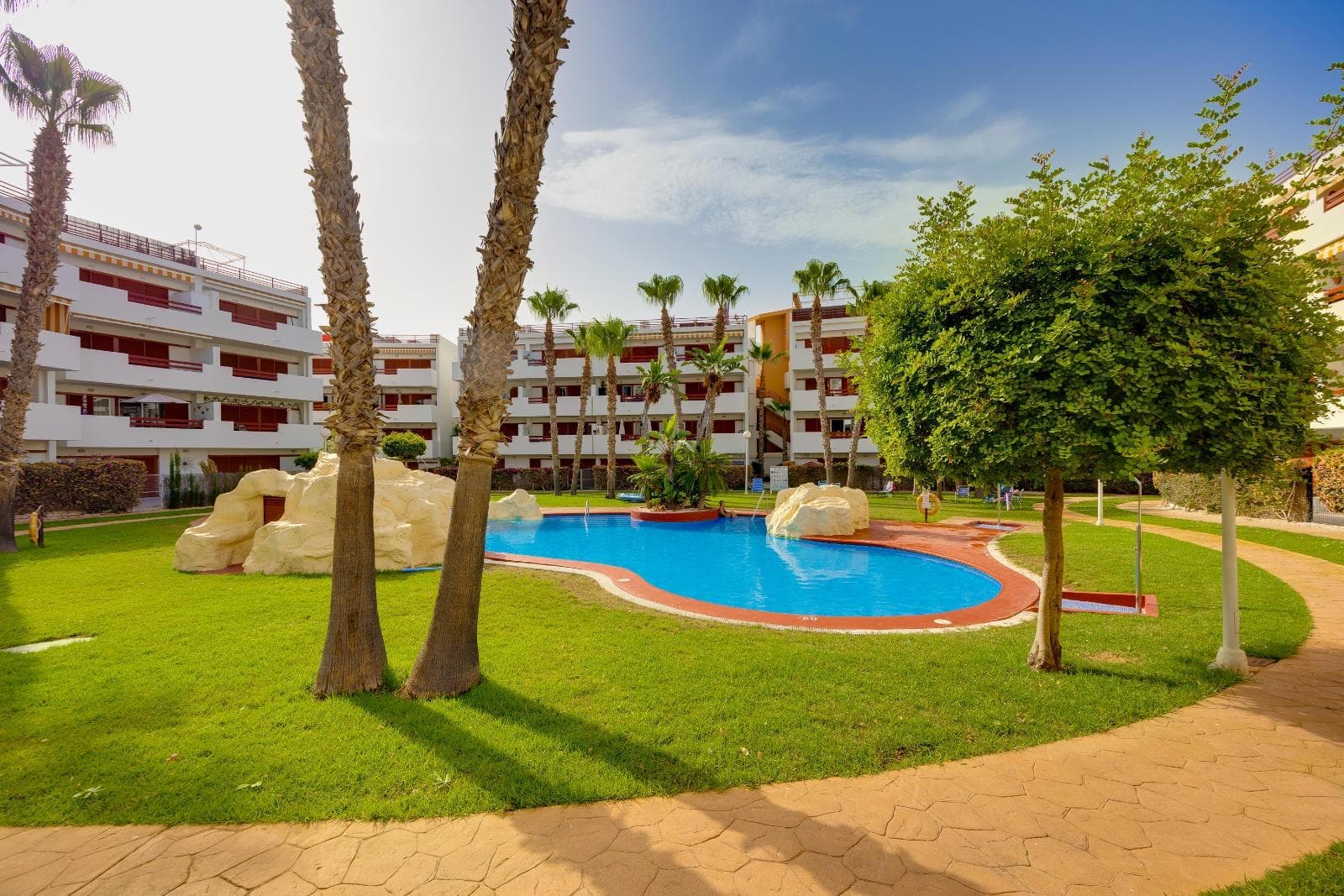 Apartamento Planta Media de 4 dormitorios en Orihuela Costa - 7