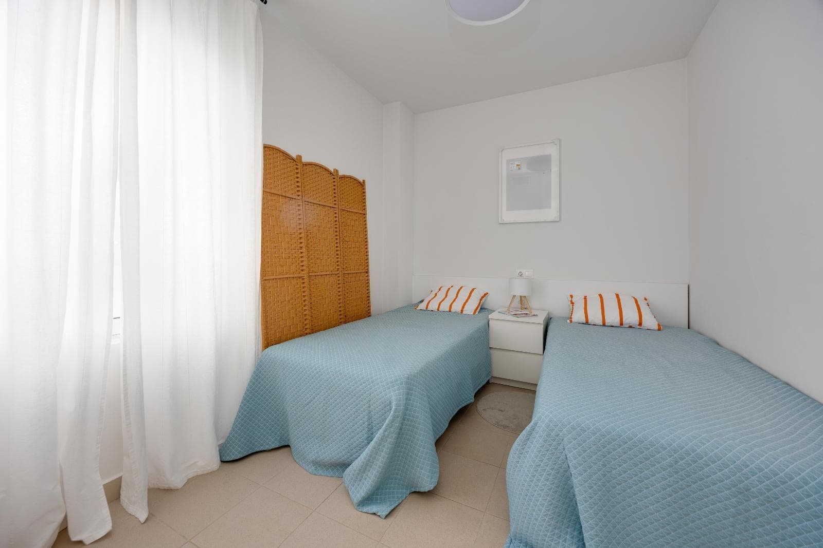 Apartamento Planta Media de 4 dormitorios en Orihuela Costa - 9