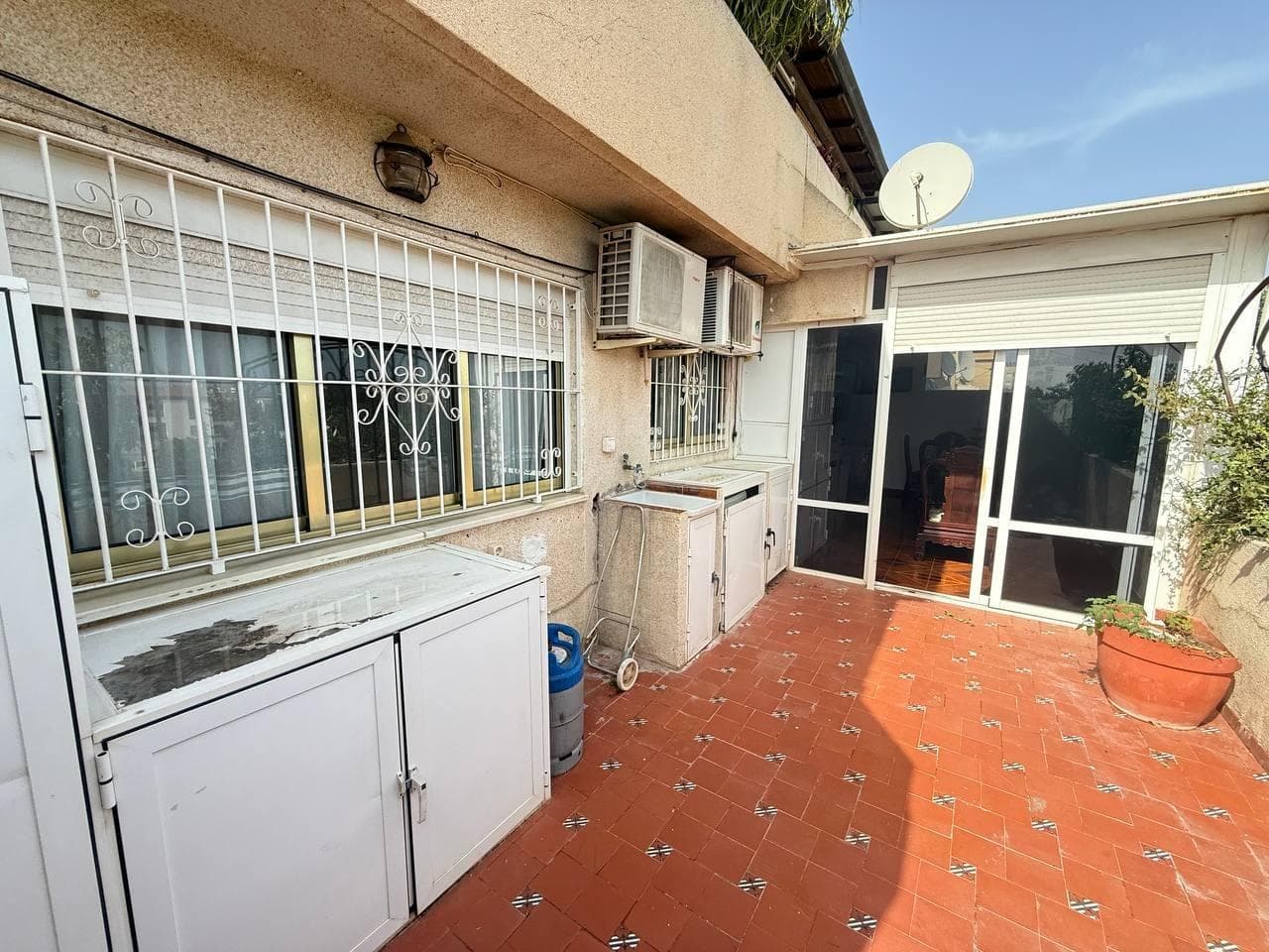 Tussenverdieping Appartement met 3 slaapkamers in Orihuela Costa - 32