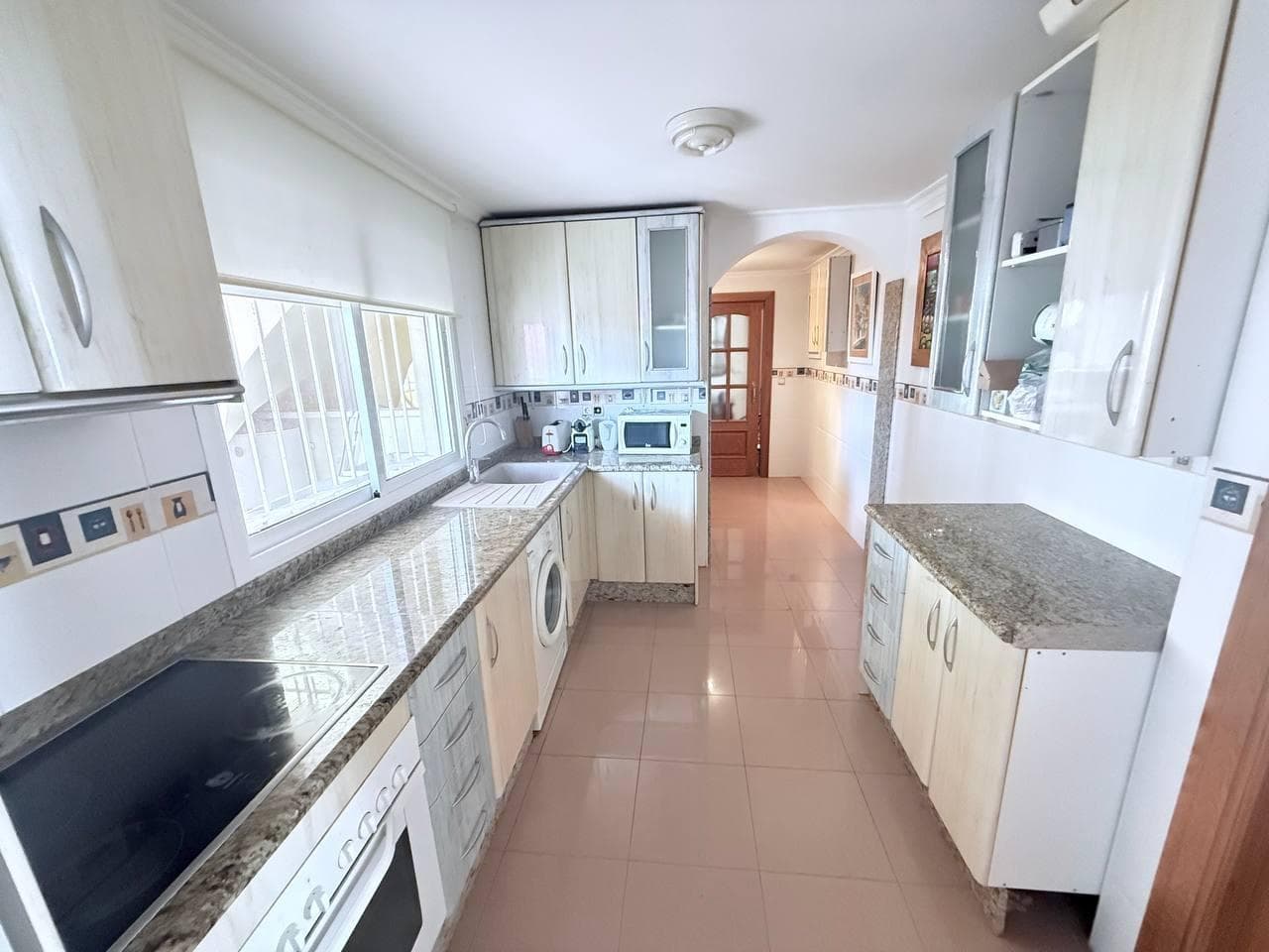 Tussenverdieping Appartement met 4 slaapkamers in Orihuela Costa - 13