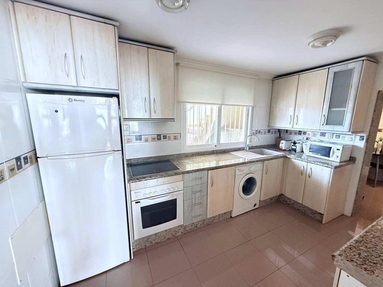 Tussenverdieping Appartement met 4 slaapkamers in Orihuela Costa - 14