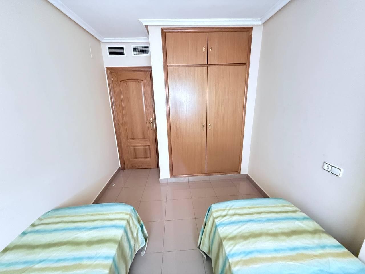 Tussenverdieping Appartement met 4 slaapkamers in Orihuela Costa - 36