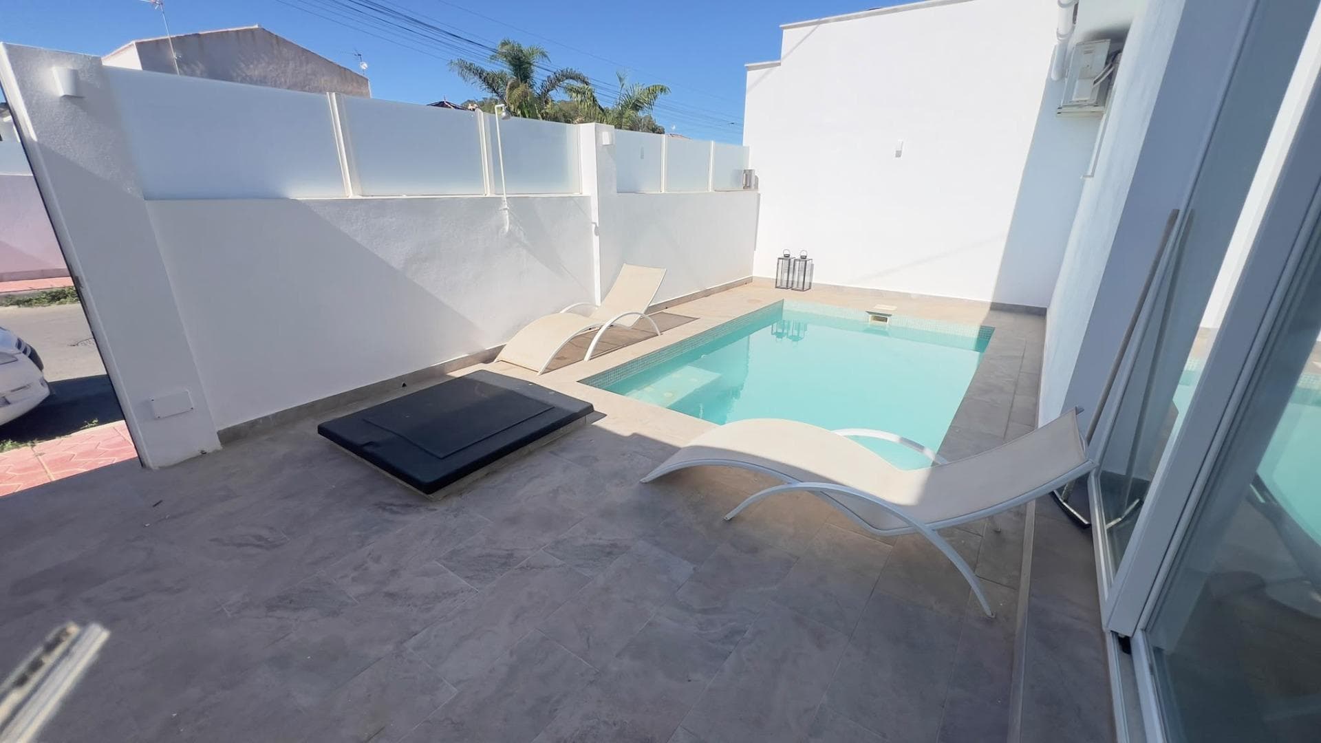 Bungalow de 3 dormitorios en Orihuela Costa - 2