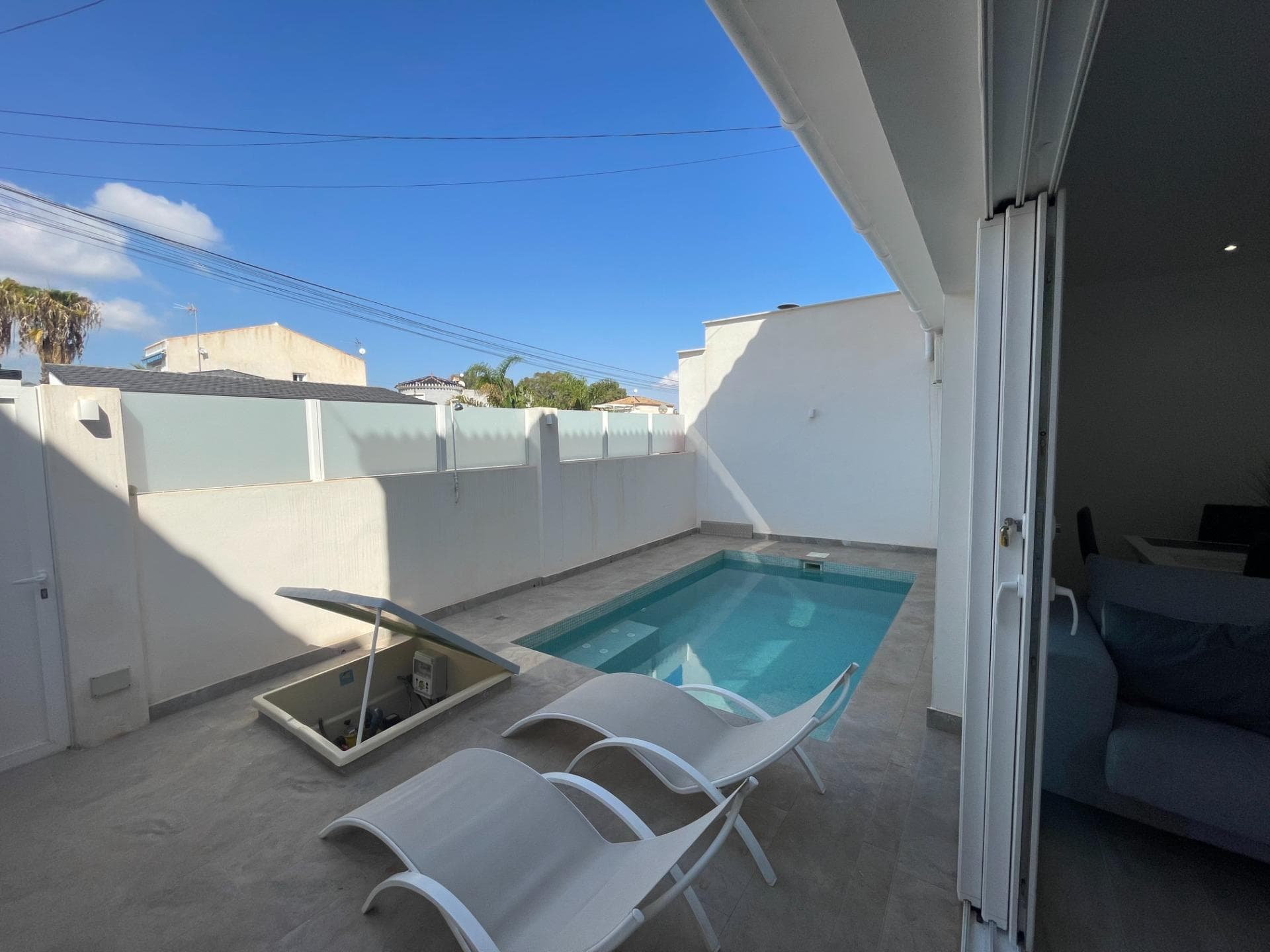 Bungalow de 3 dormitorios en Orihuela Costa - 1