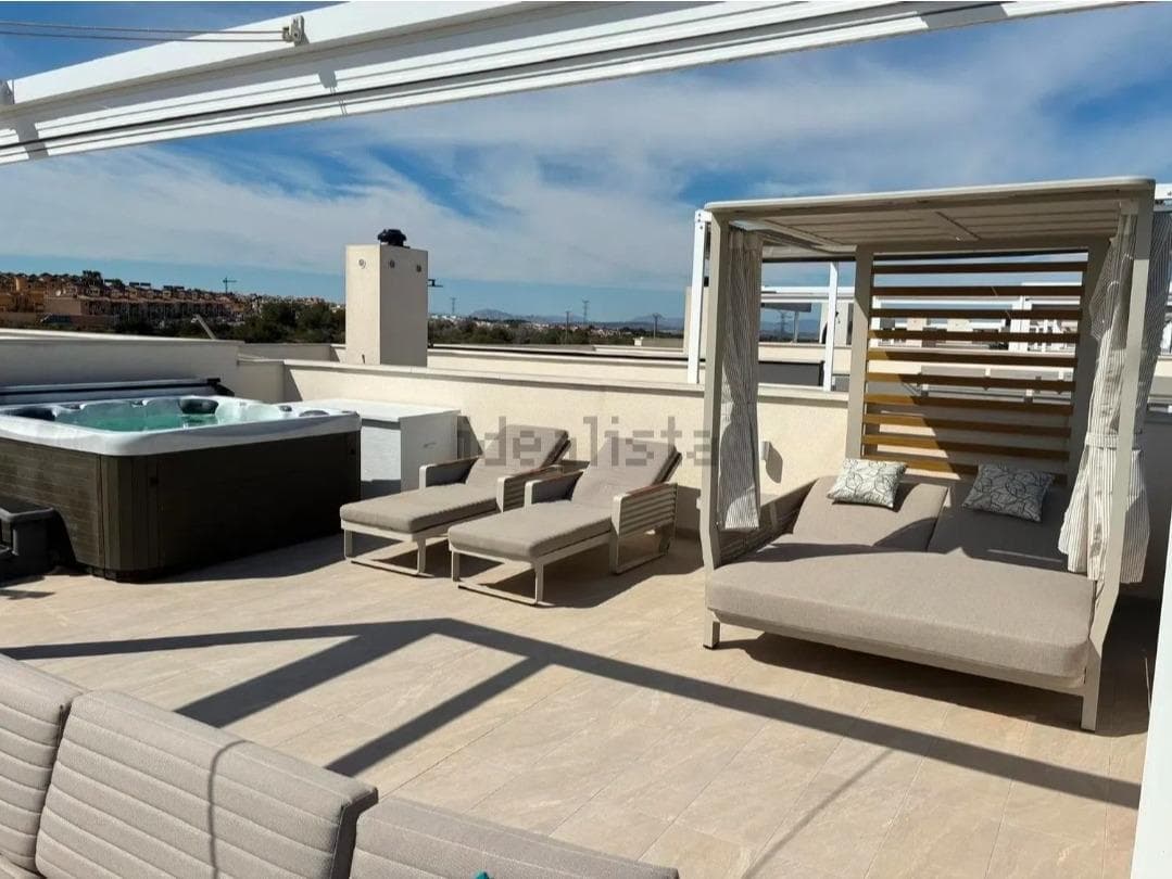 Penthouse met 4 slaapkamers in Orihuela Costa - 31