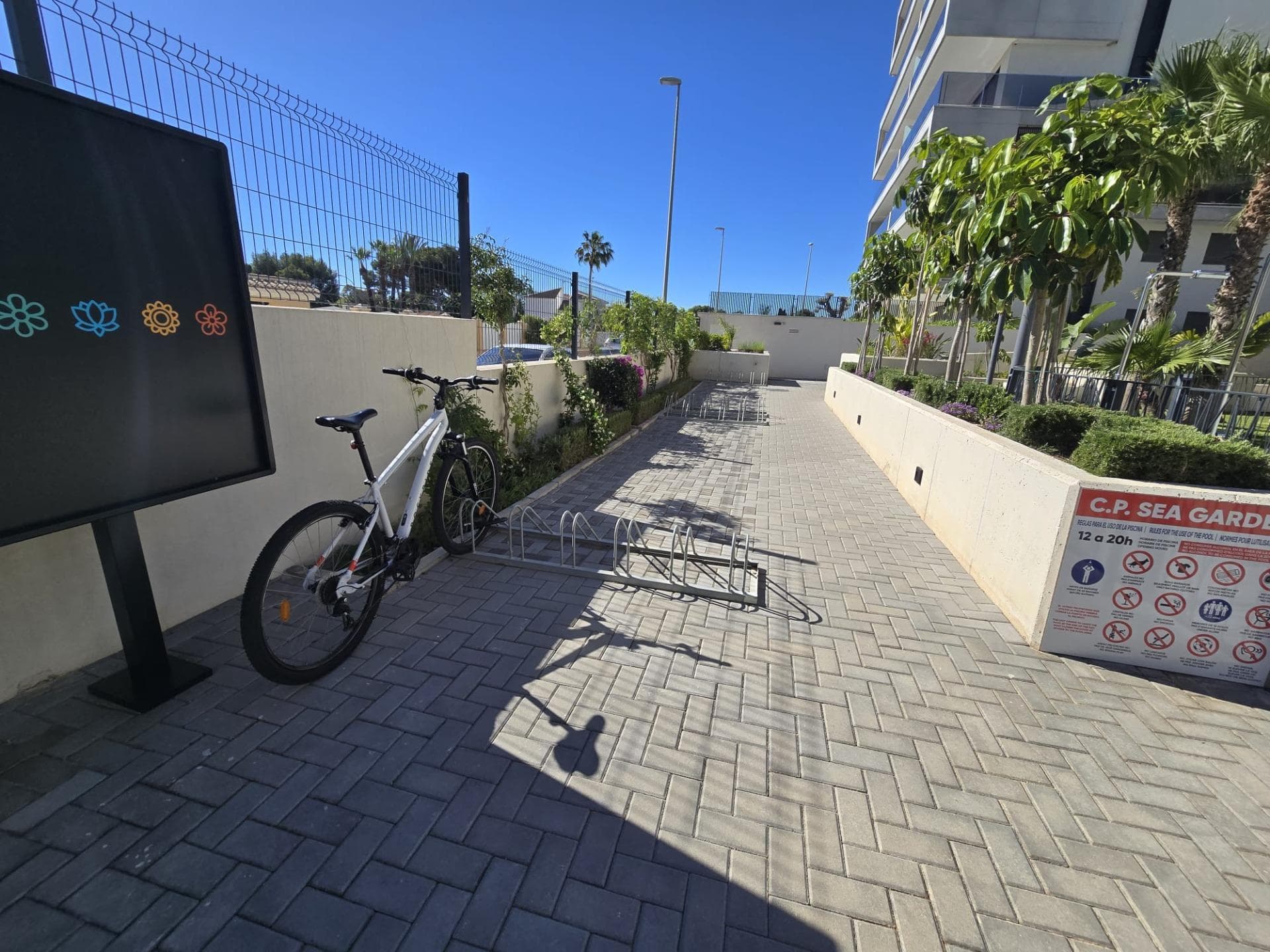 Ático de 3 dormitorios en Orihuela Costa - 10